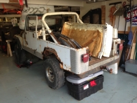 YJ