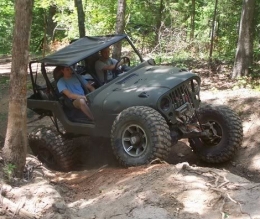 YJ