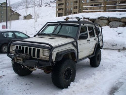 XJ Exo Thunderdome